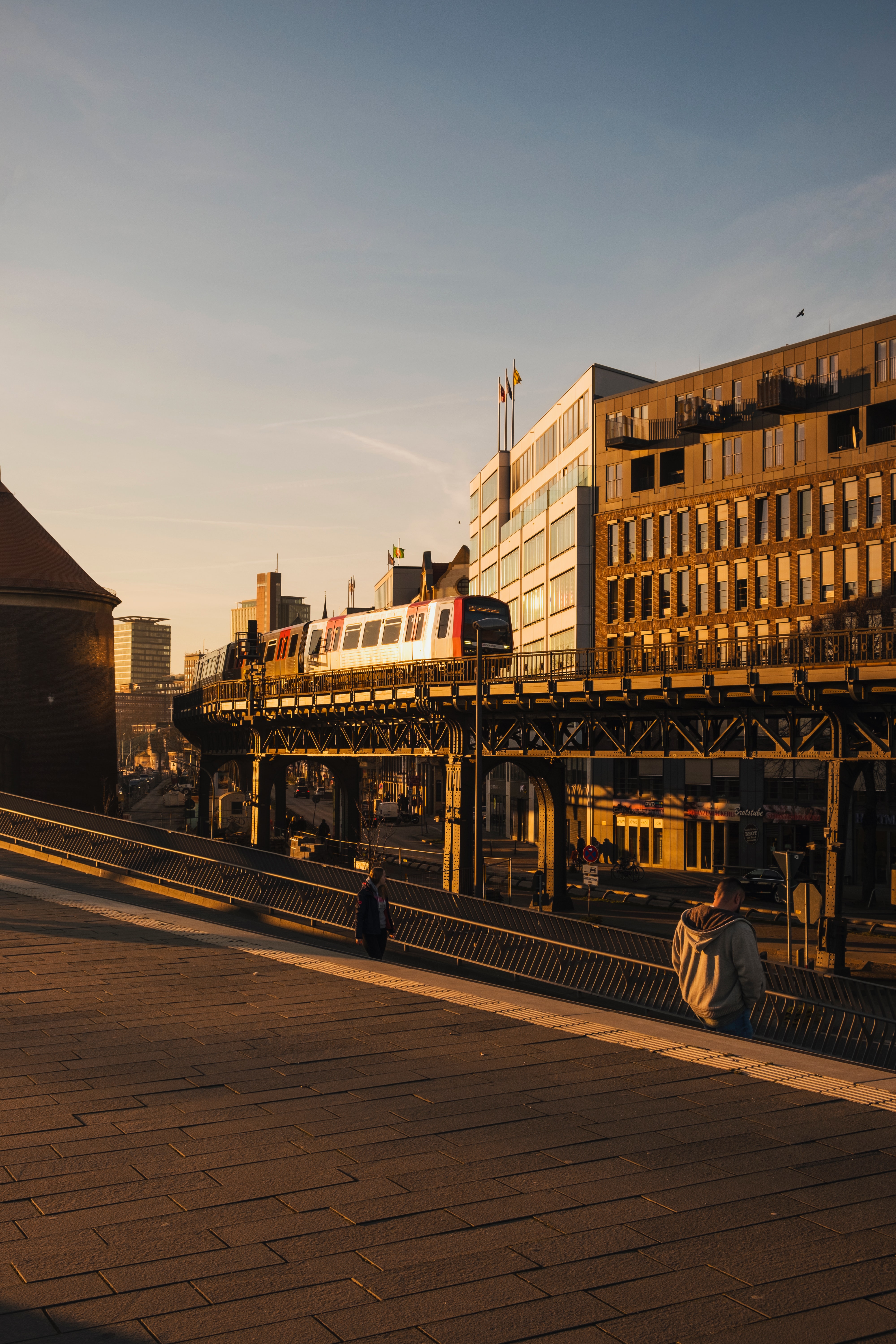 a picture of a buildnig in Hamburg